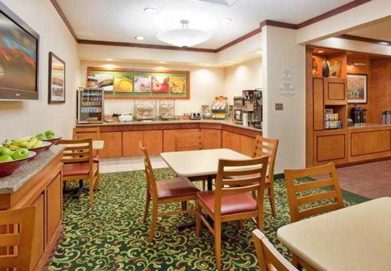 Fairfield Inn And Suites Austin South Ресторан фото